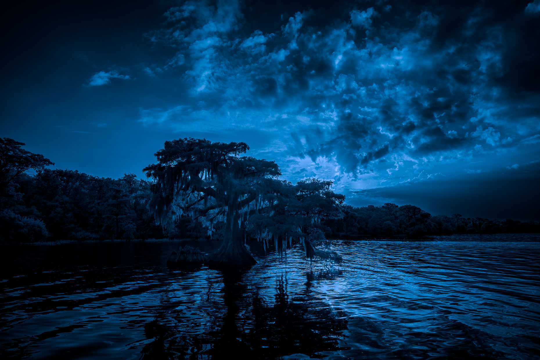 20160804_blue_cypress_lake_0032
